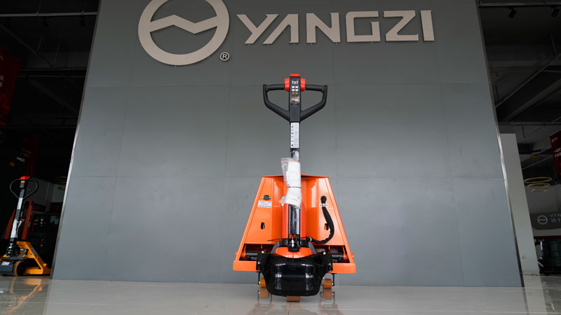 叉車過(guò)熱的三大原因